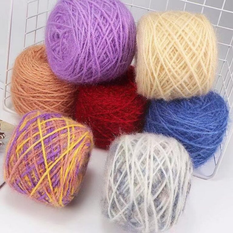 Velvet Yarn Squirrel Velvet 75g
